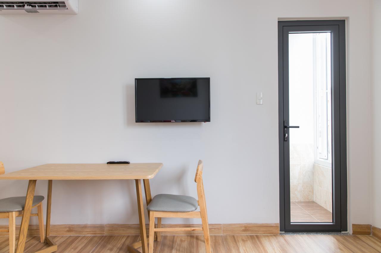 Готель Reddoorz Premium Near E-Town Хошимін Екстер'єр фото